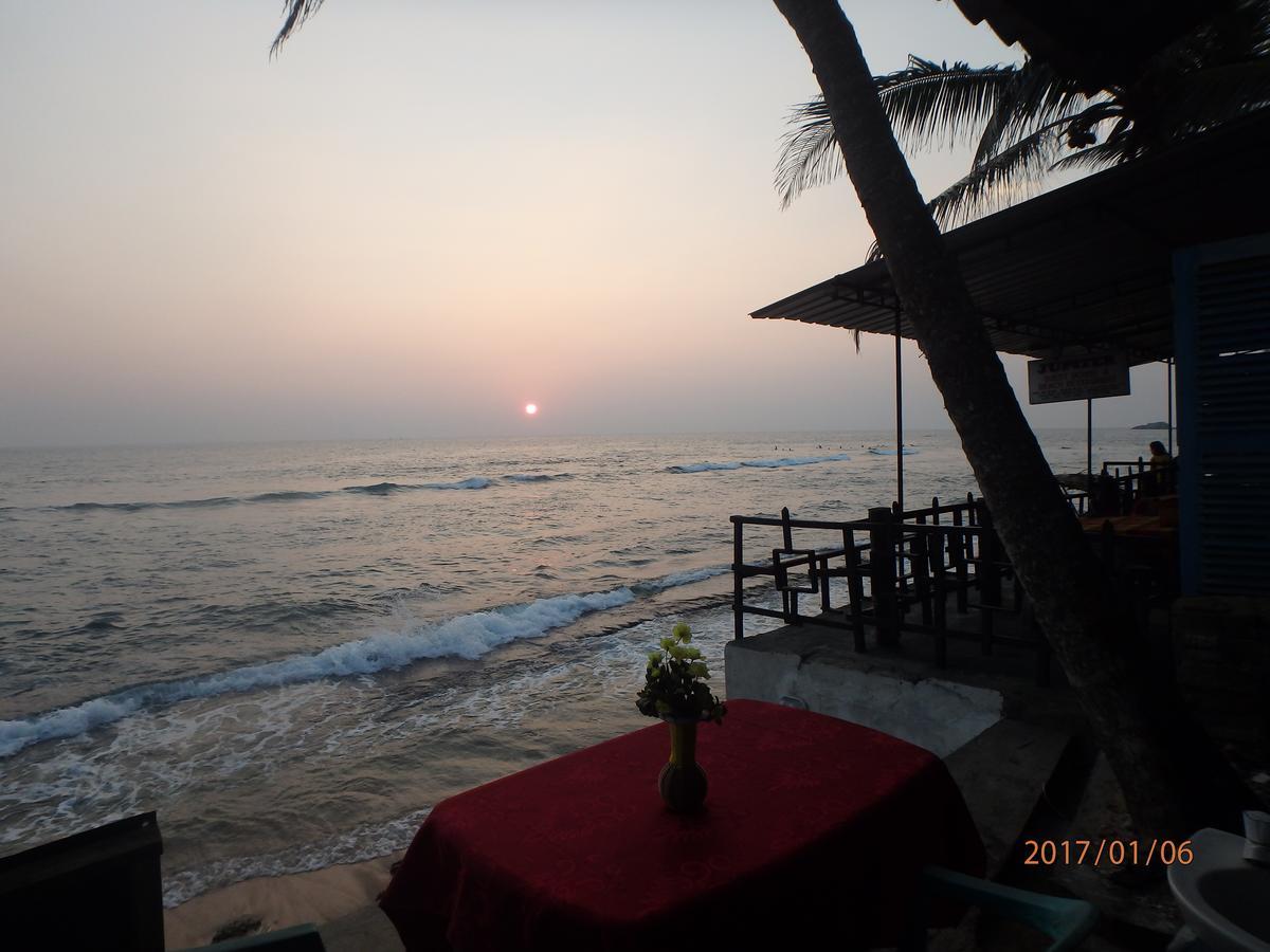 Hansa Surf Hotel Хиккадува Экстерьер фото
