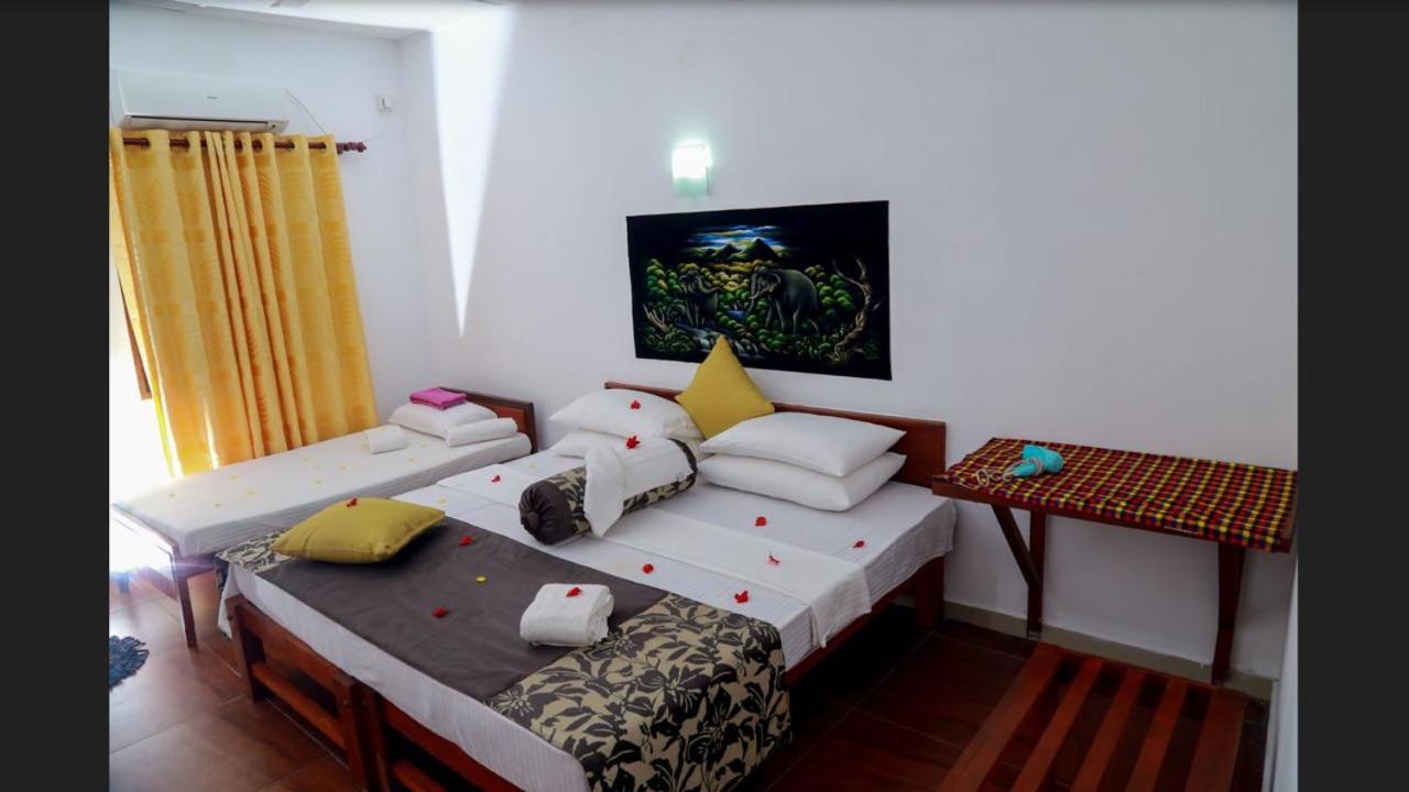 Hansa Surf Hotel Хиккадува Экстерьер фото