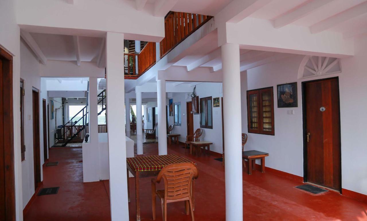 Hansa Surf Hotel Хиккадува Экстерьер фото